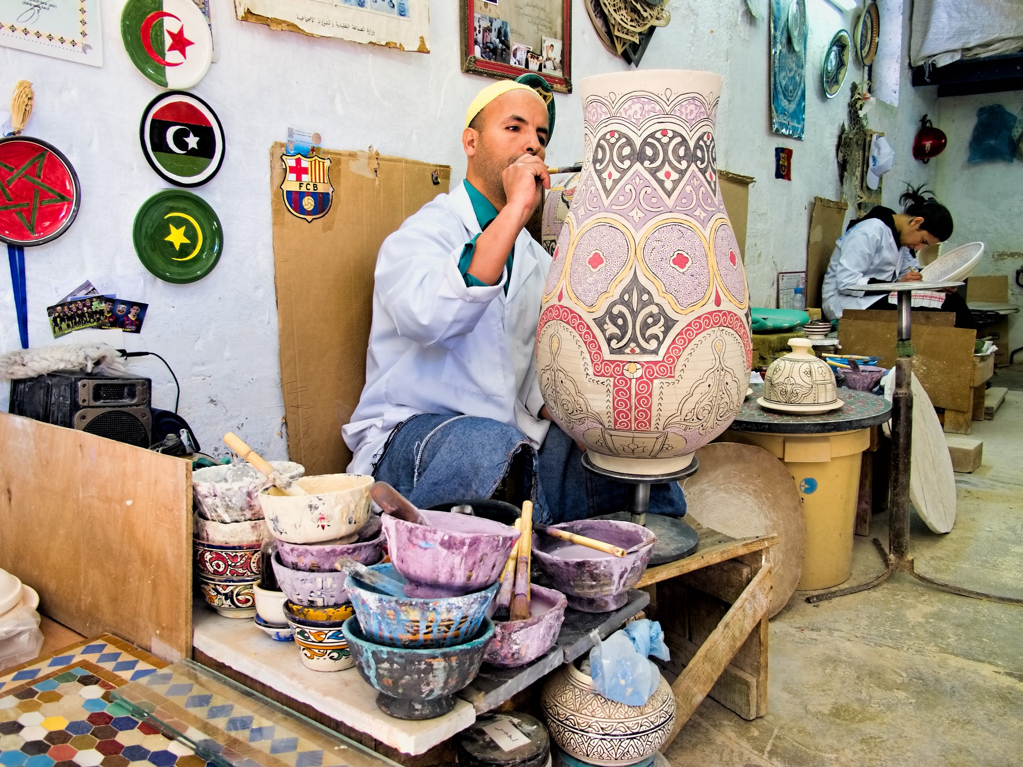 https://moroccotravelmakers.com/wp-content/uploads/2021/07/handicrafts.jpg